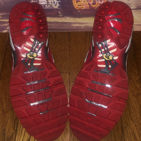 AIR MAX PLUS  (11 US) - Picture 4 of 5
